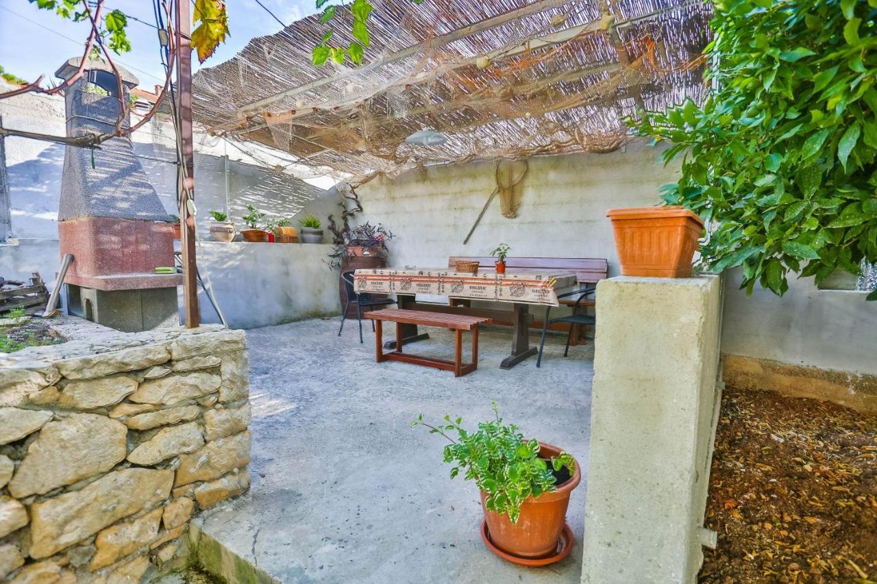 Apartments With A Parking Space Sutivan, Brac - 752 エクステリア 写真
