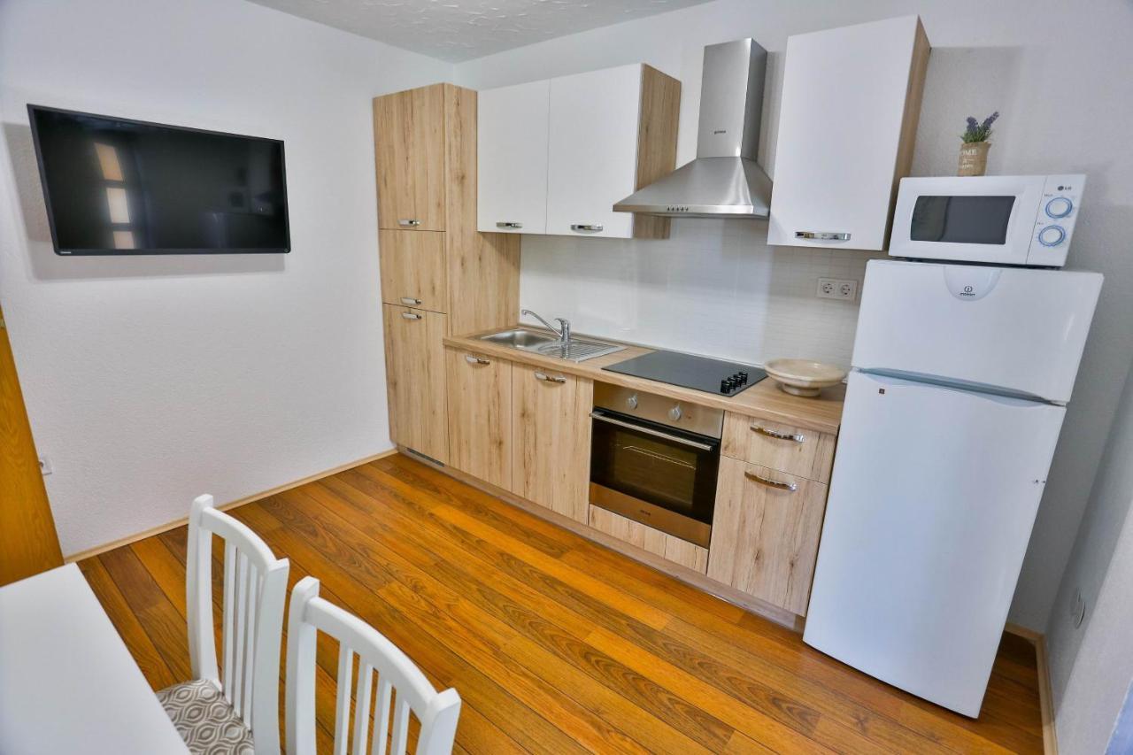Apartments With A Parking Space Sutivan, Brac - 752 エクステリア 写真