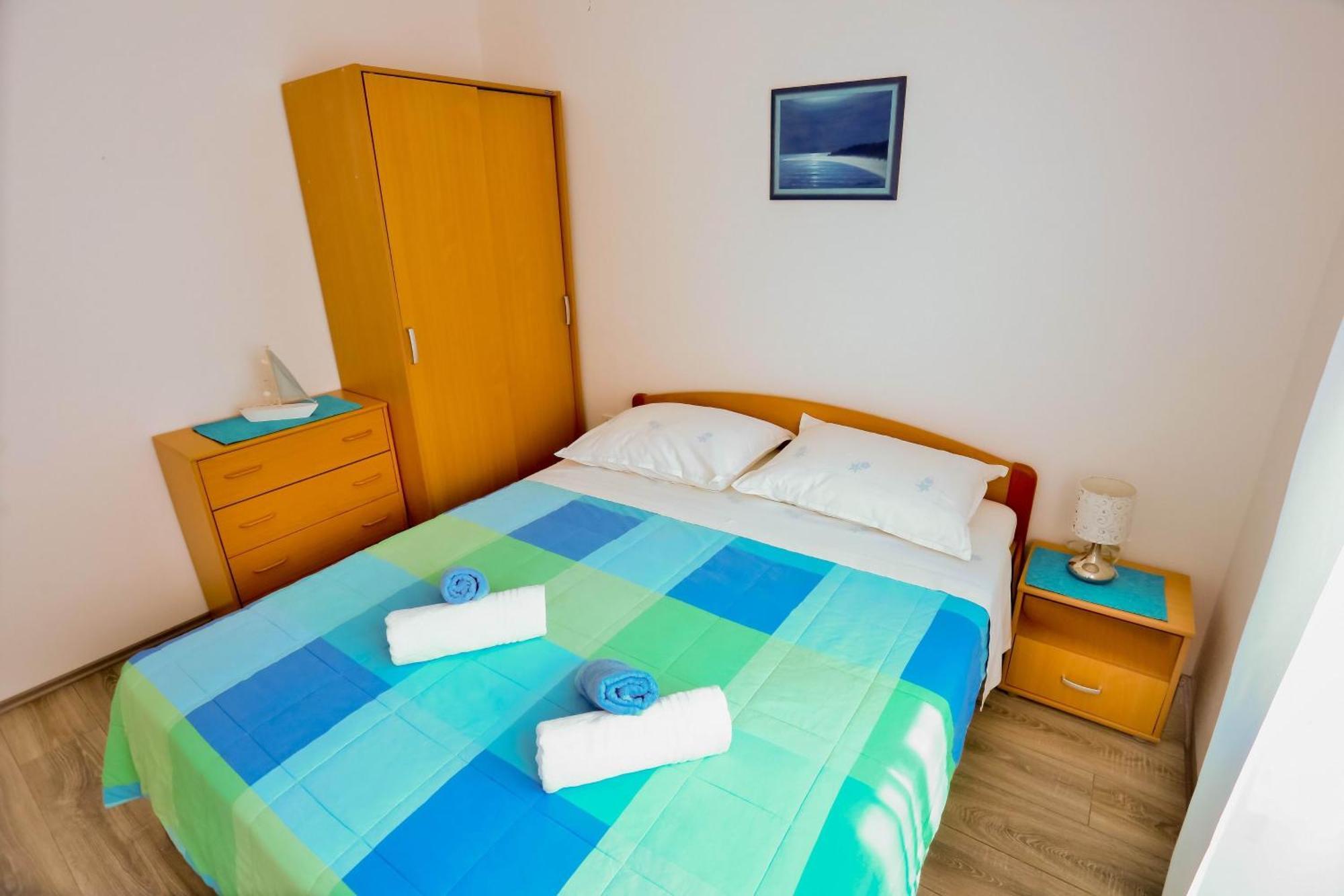 Apartments With A Parking Space Sutivan, Brac - 752 部屋 写真